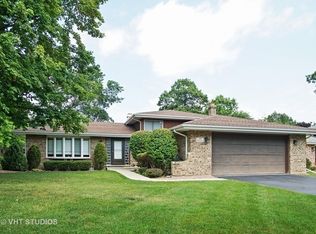 249 Windsor Ave, Wood Dale, IL 60191