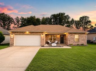 35 Green Apple Dr, Ward, AR 72176
