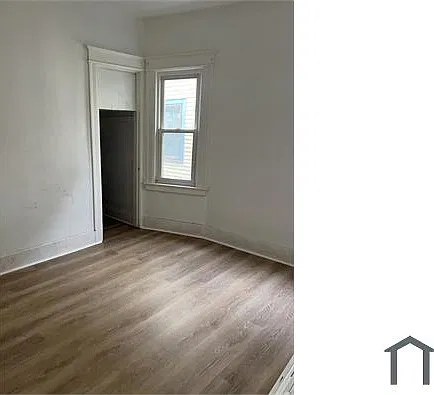 2 bed, 950 sqft, $1,750 — Photo 2