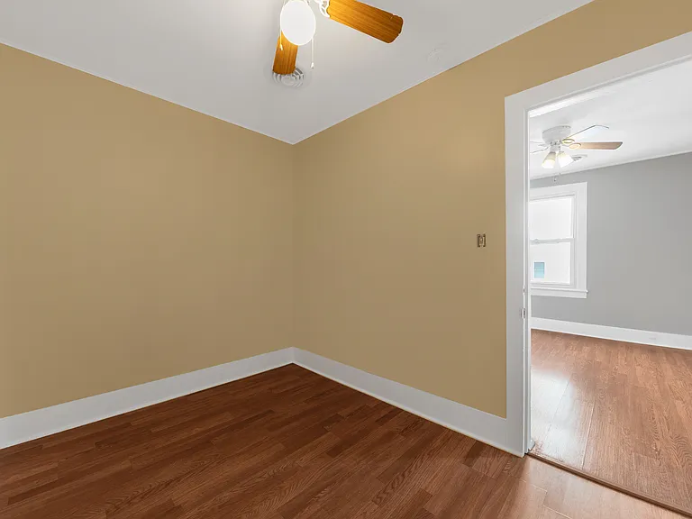 34-36 Malta Ave #2 — Photo 20