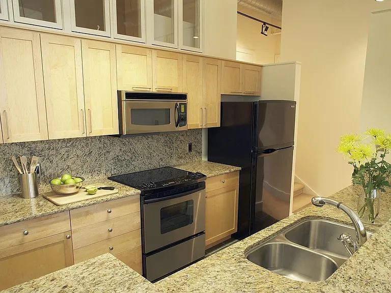 The Lofts at 1835 Arch — Photo 29