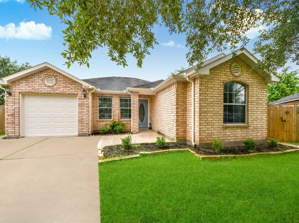 5519 Rio Sabinas St, Rosharon, TX 77583