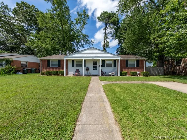 1429 Seward Dr, Hampton, VA 23663