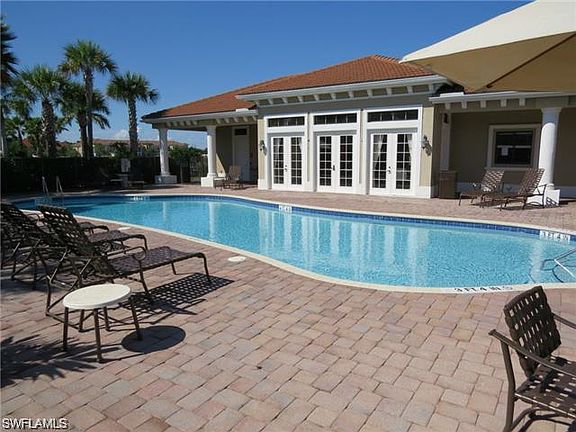 3rd image of 9452 Montebello Way #106