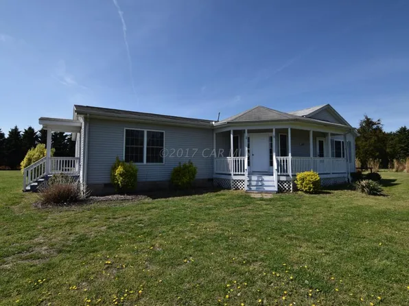 10910 Adkins Rd, Berlin, MD 21811