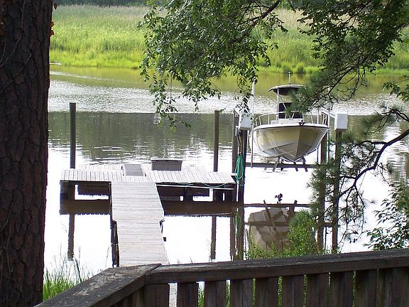 Personal Pier and 6000 lb Boat Lift