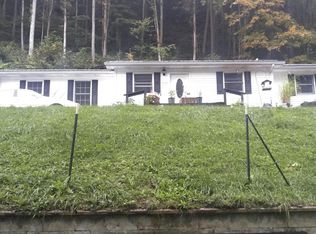 533 Bartley St, Haysi, VA 24256