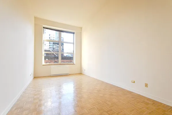 Sold by Real Direct | media 39