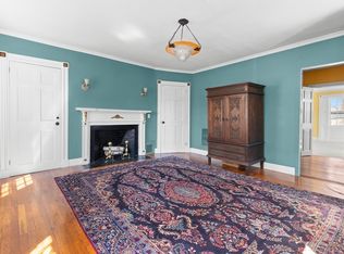 34 Pleasant St UNIT 1, Salem, MA 01970
