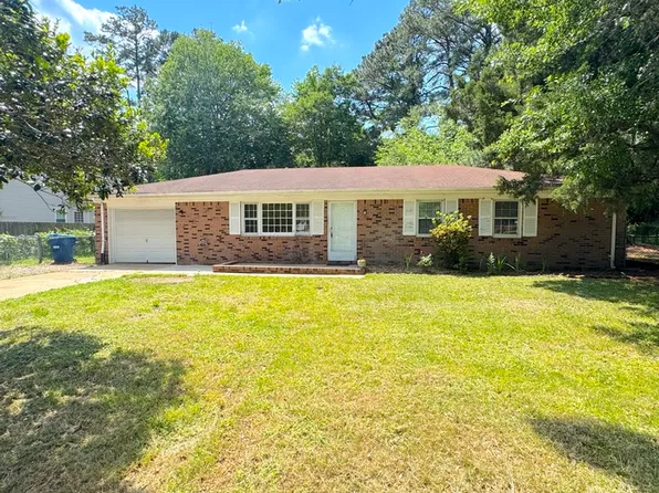 2361 Seaboard Rd, Virginia Beach, VA 23456