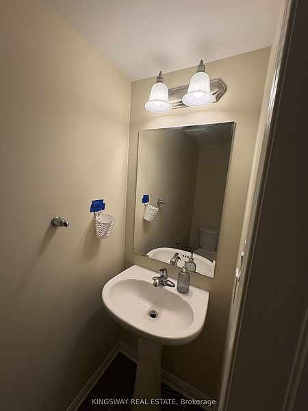 Brampton Townhouse for rent - 3 Bedrooms — photo 7