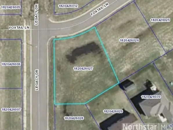 2401 Foxtail Ln, Faribault, MN 55021