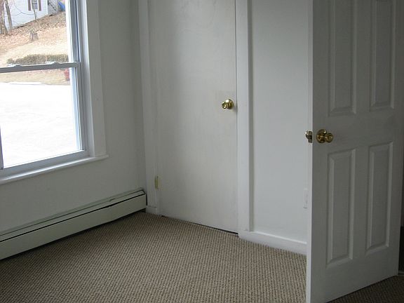 5th image of 24 Walker St