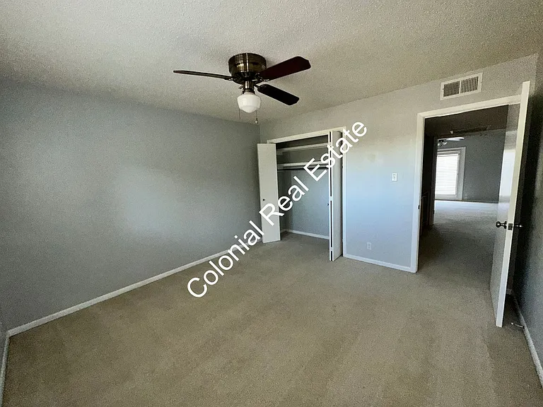 1281 Colonial Pkwy — Photo 11