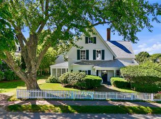 118 S Water St, Edgartown, MA 02539
