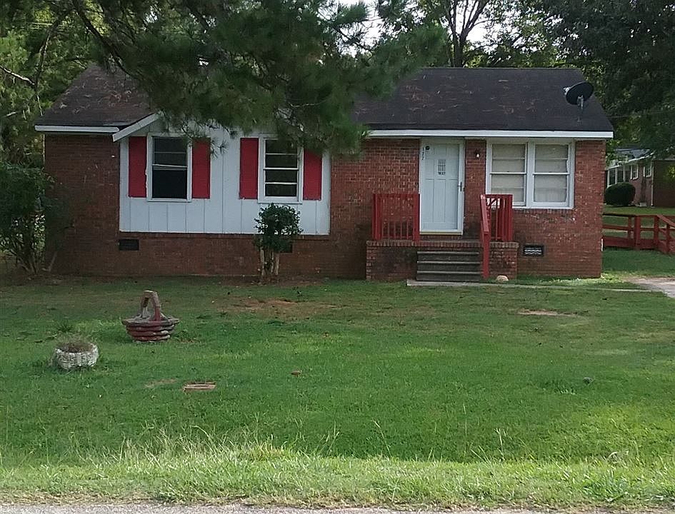1st image of 122 Old Ninety Six Hwy