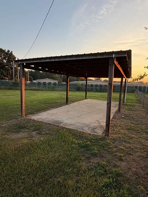 3 bed, 1309 sqft, $1,550 — Photo 4