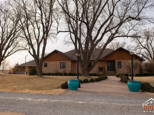 32305 2nd Rd, Copeland, KS 67837