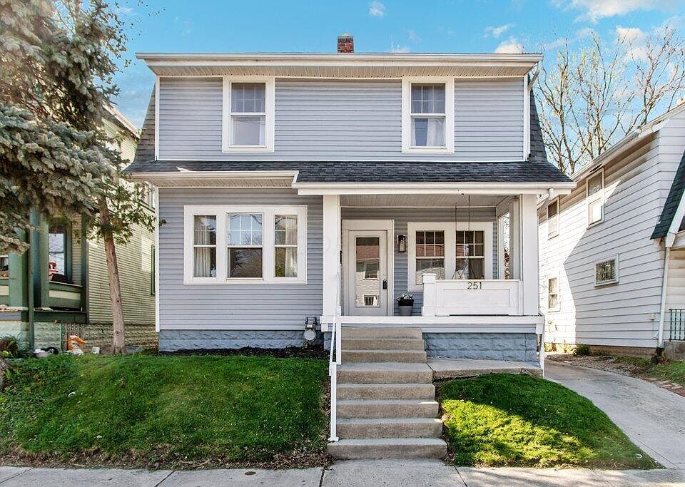 1st image of 251 E Arcadia Ave
