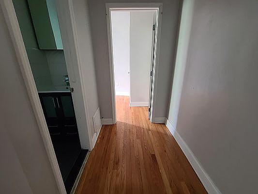 5th image of 507 W 170th St #A54