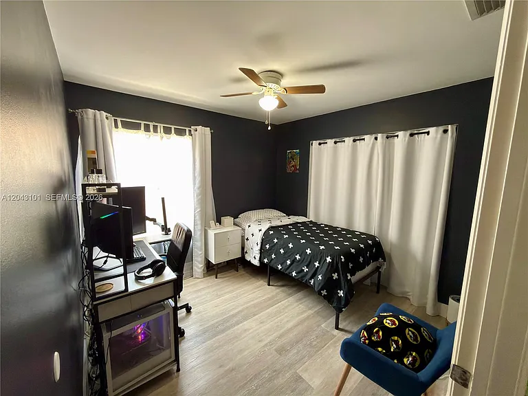 17905 SW 10th Ct #1 — Photo 10
