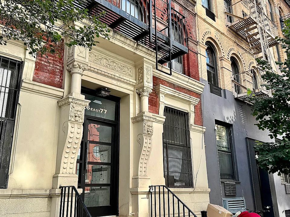 1st image of 426 E 77th St APT 5A
