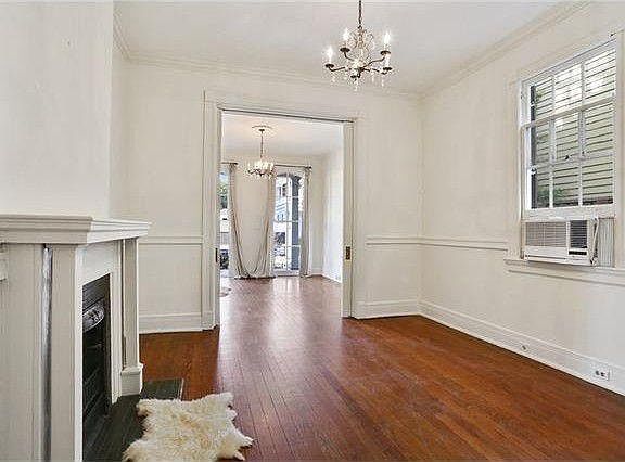 3rd image of 2346 Camp St