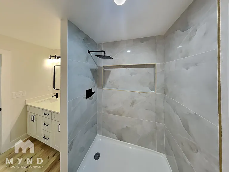 2765 Bradford St — Photo 10
