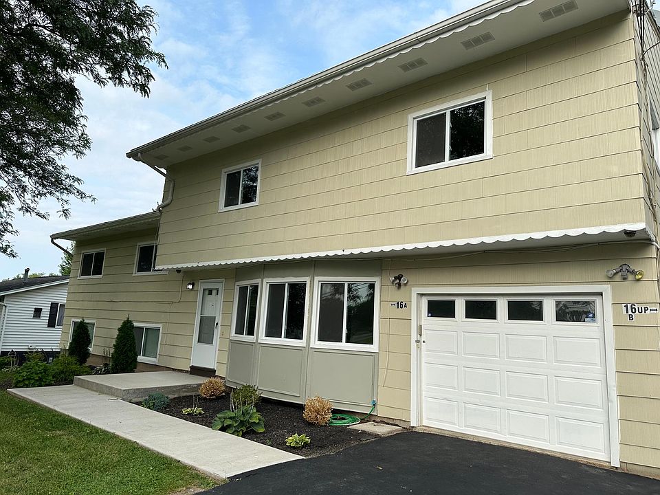1st image of 16 Green Clover Dr