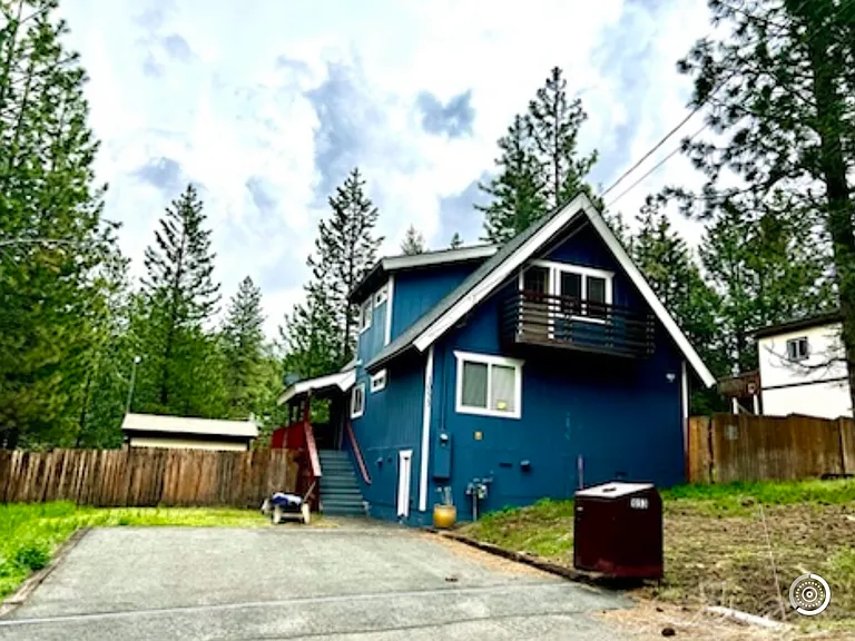1053 Onnontioga St — Photo 4