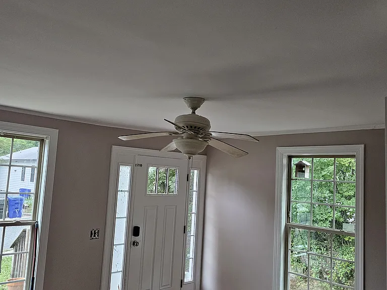 300 Knolls St — Photo 13