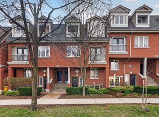 130 Strachan Ave #3, Toronto, ON M6J 3W4