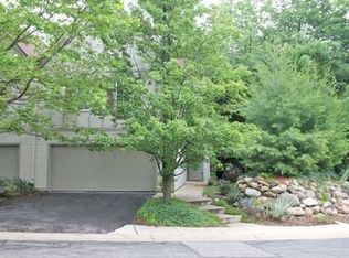 619 Ridgewood Ct, Ann Arbor, MI 48103