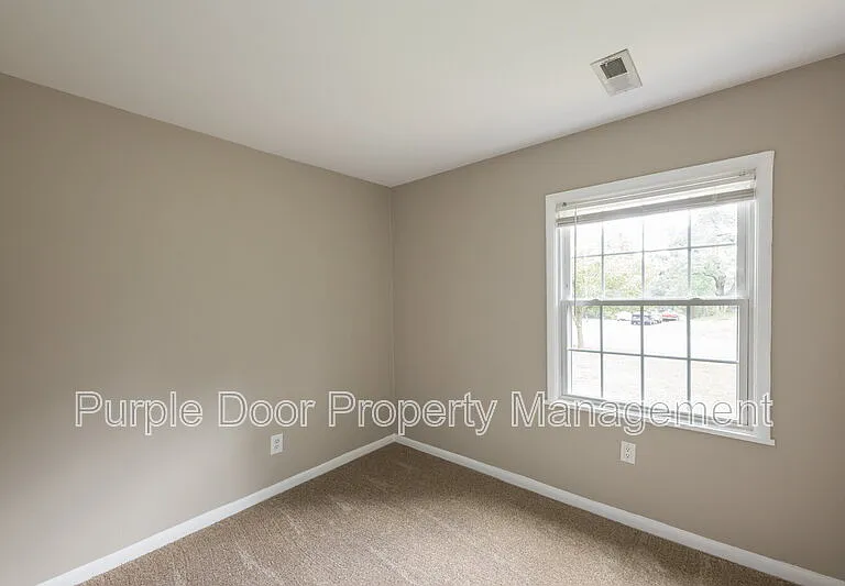 2369 Brenda Dr SE — Photo 24
