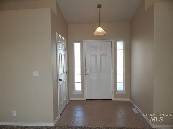 4th image of 1343 S Saint James Ct