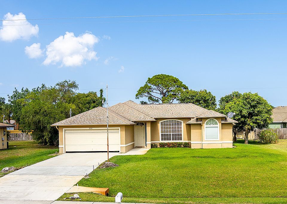 1st image of 2051 SW Cameo Blvd
