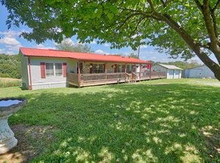 952 N Corinth Rd, Portland, TN 37148