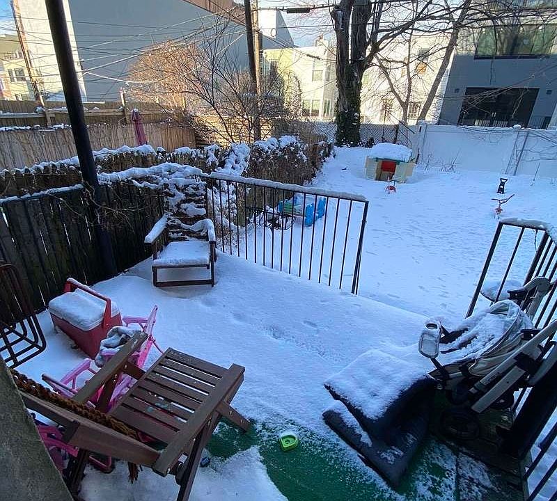 1st image of 375 13th St APT 1L