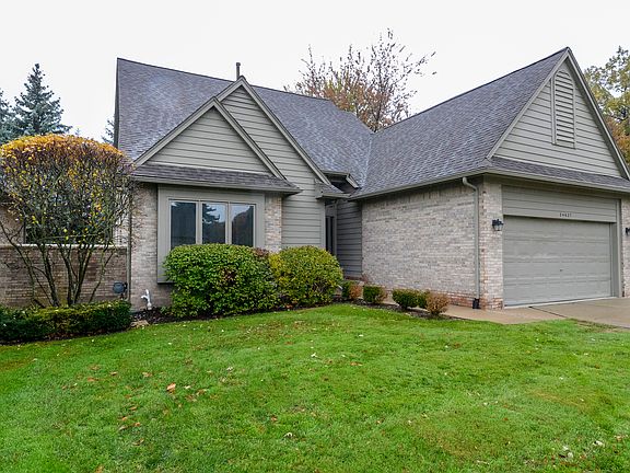 3rd image of 24627 Edgewood Dr #1