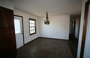5th image of 2406 Lincoln Ave