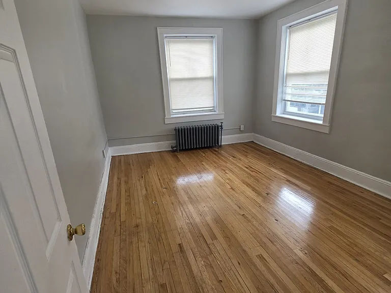 6-8 Glenwood Ave #21 — Photo 3