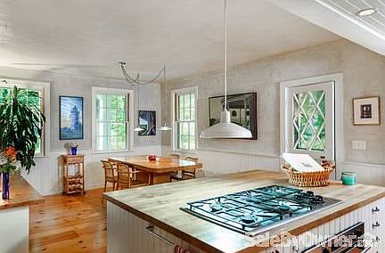 Open concept kitchen into DR
						:
						Butcher block island