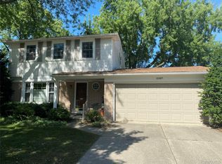 11397 Parkview Dr, Plymouth, MI 48170