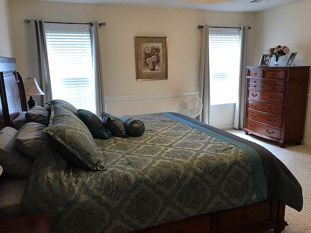 2nd image of 532 Grove Ln