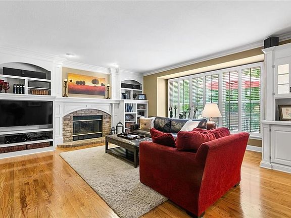 4th image of 13206 Goddard Ln