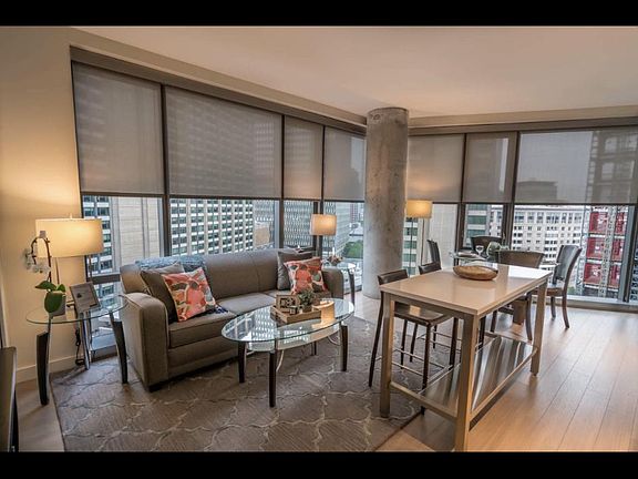 4th image of 27 Dalton St #2301