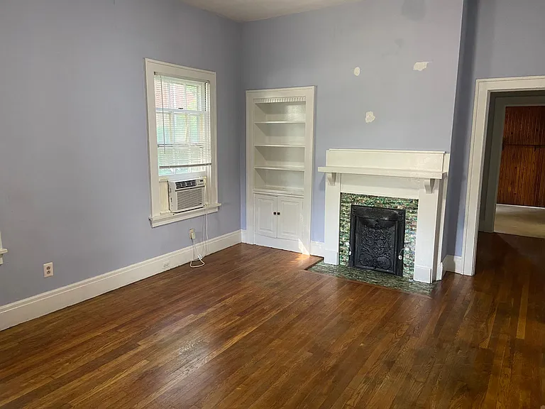 454 Ashland Ter — Photo 6