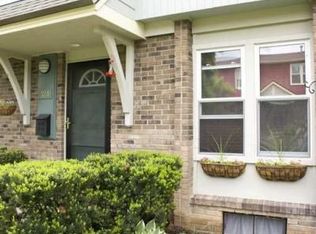 324 Hartman Ln, Saline, MI 48176