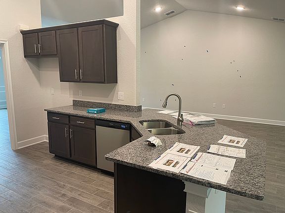 4th image of 4012 Juliana Lake Dr