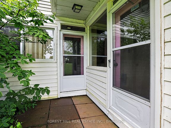 3rd image of 9 Tikvah Cir